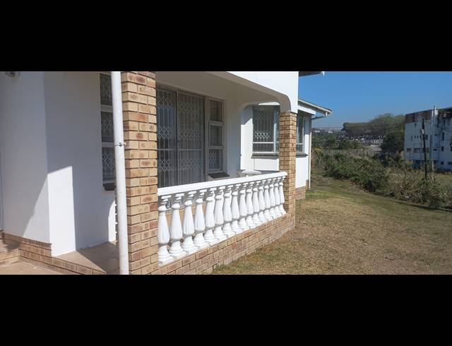 3 BEDROOM HOUSE TO LET IN UMHLATUZANA
